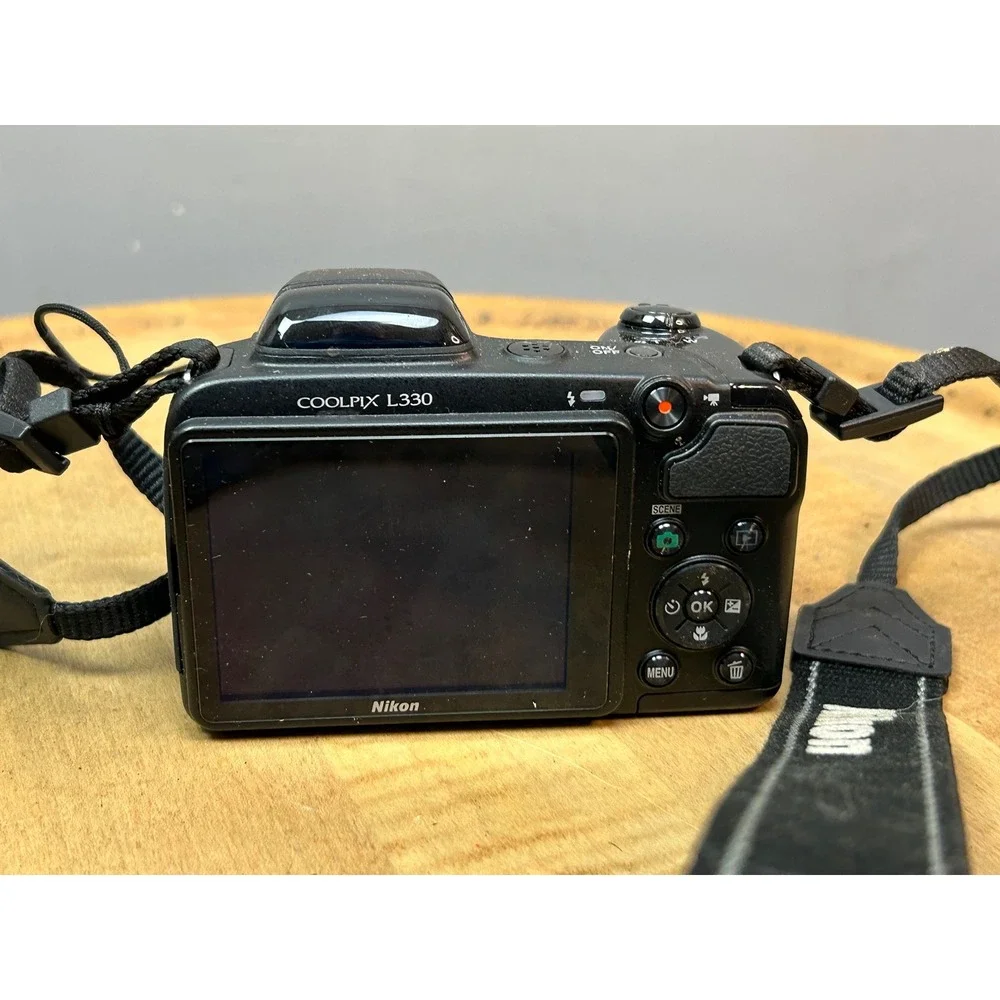 Nikon Digital Camera Unisex OS Black Coolpix L330 20.2MP 26x Zoom Bridge Camera